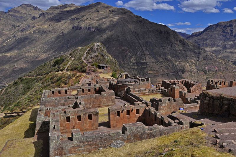  El término 'pisaq' proviene de 'p’isaqaq', que representa a una perdiz o ave, ya que el área presenta una forma similar. Foto: Recursos Turísticos   